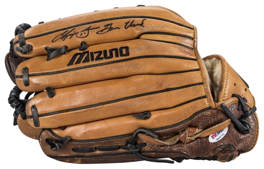 2003 Chipper Jones NLDS Game Used, Signed & Photo Matched Mizuno MCL 7003 Model Glove Used on 10/03/2003 (PSA/DNA)